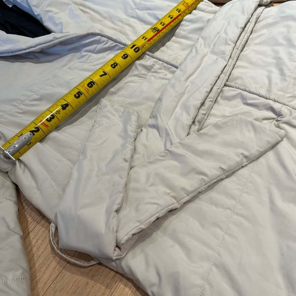 Elleventy lightweight belted puffer - Picture 2 of 7